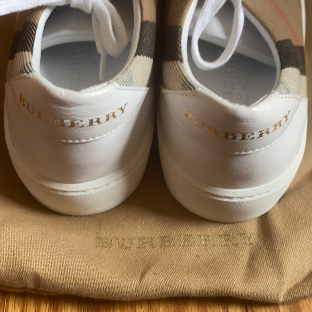 Burberry Sneakers